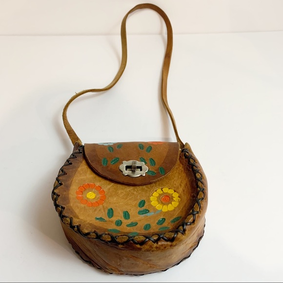 Tooled Leather Boho Hippie 70’s Small Flower Power Braided Purse Swivel Closure - Picture 11 of 13